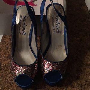 Size 6.  5.5 inch heel. 2 inch front platform.